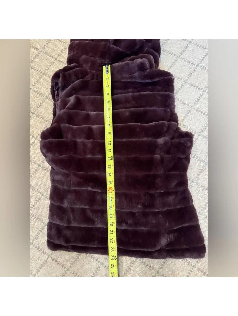 Be Boundless Burgundy Reversible hooded Faux Fur quilted vest NWOT L